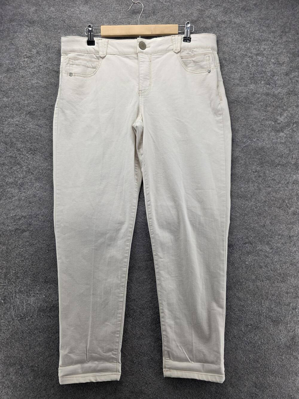 Democracy Jeans Womens 14 White Tapered High Rise Slim Stretch Denim 27.5 Inseam